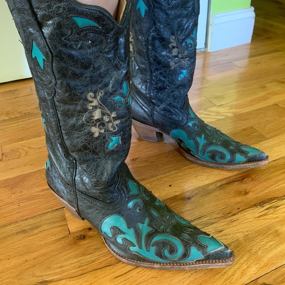 Cowboy/ Western boots